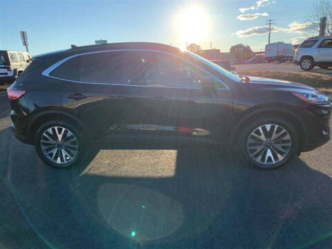 2020 Ford Escape Titanium