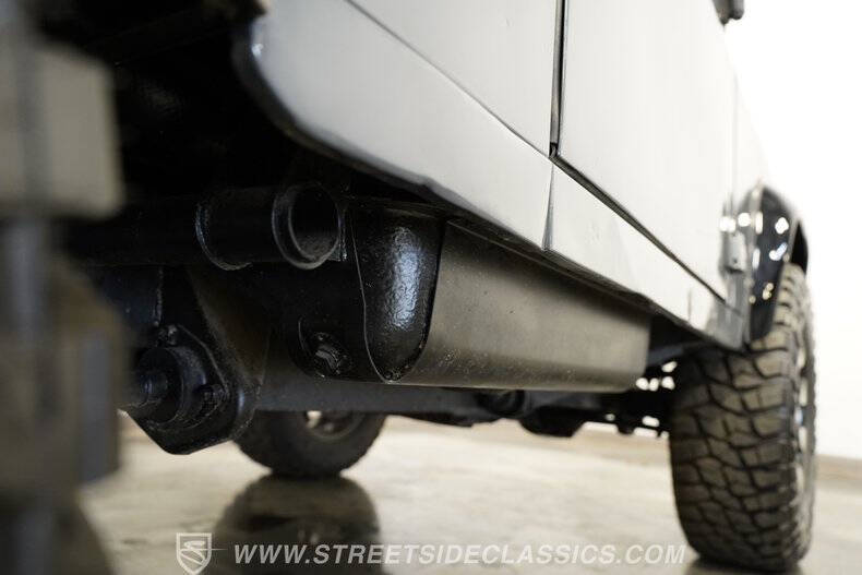 1987 Land Rover Defender