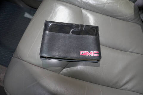 2003 GMC Yukon SLT