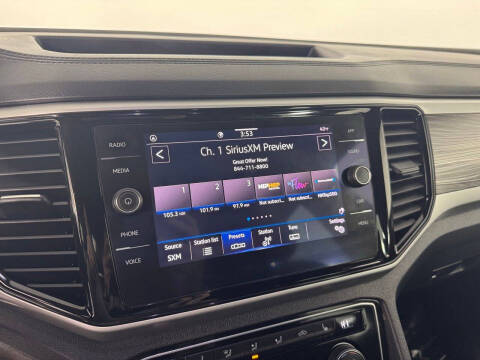 2022 Volkswagen Atlas Cross Sport V6 SE