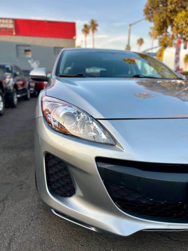 2013 Mazda MAZDA3 i Grand Touring