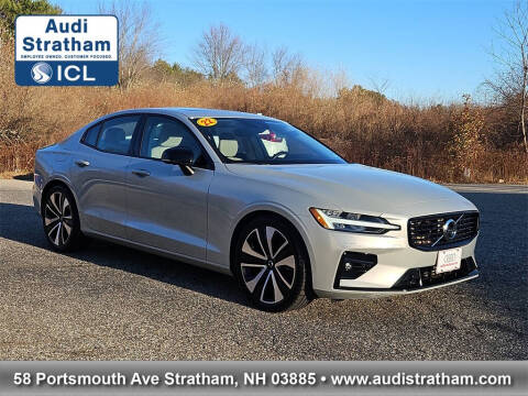 2022 Volvo S60 B5 Momentum