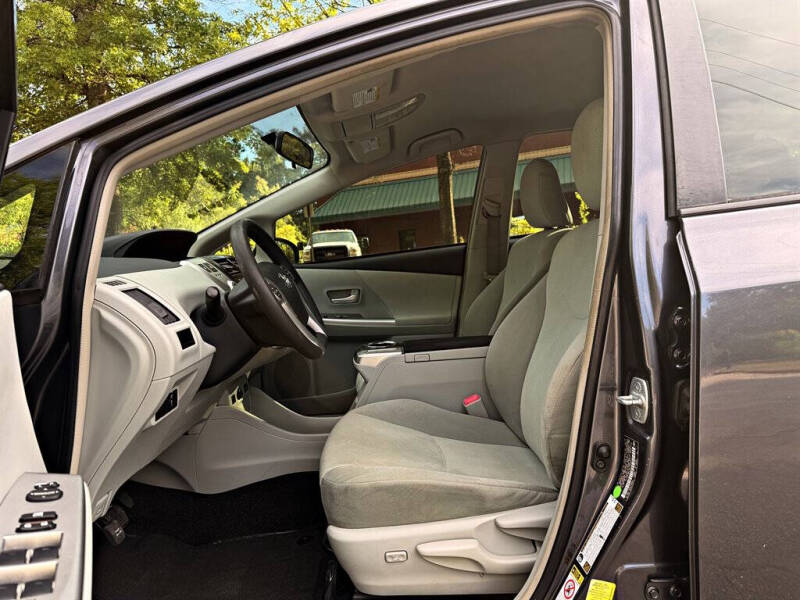 2014 Toyota Prius v
