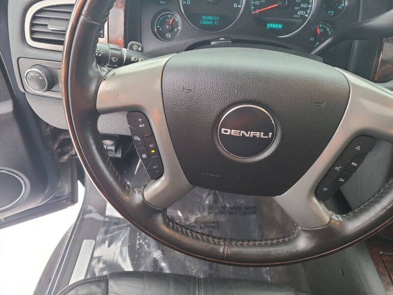 2008 GMC Yukon XL Denali