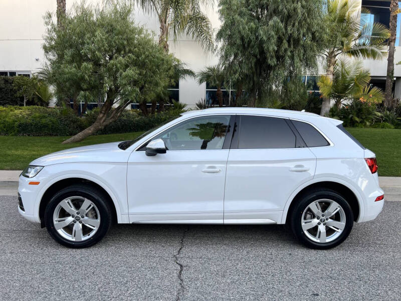 2018 Audi Q5 2.0T quattro Premium Plus