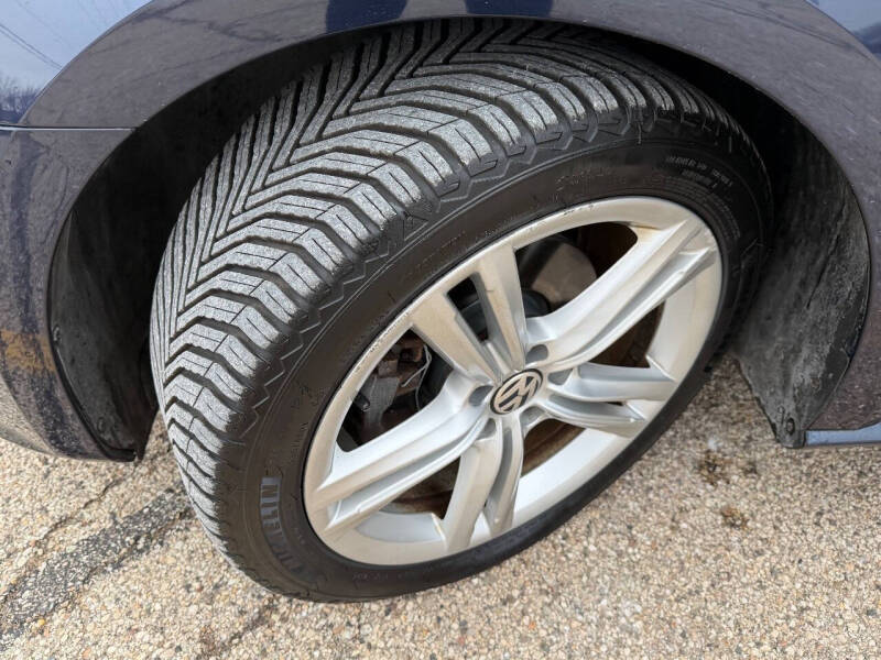 2014 Volkswagen Passat 1.8T SE PZEV