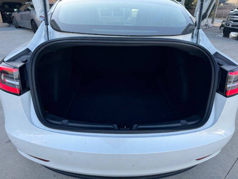 2020 Tesla Model 3 Standard Range