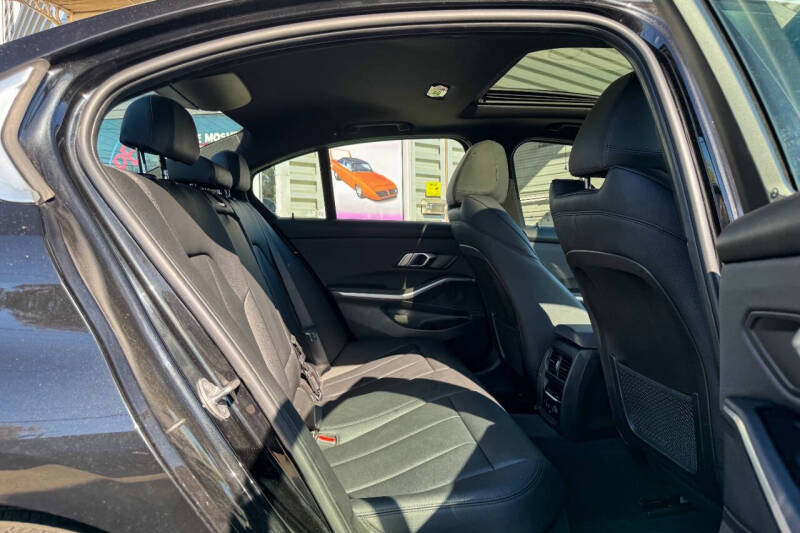 2019 BMW 3 Series 330i xDrive