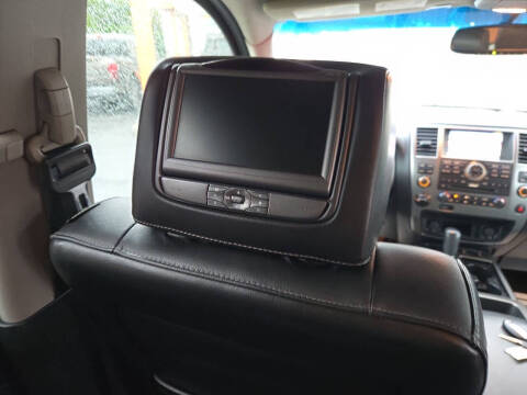 2015 Nissan Armada Platinum