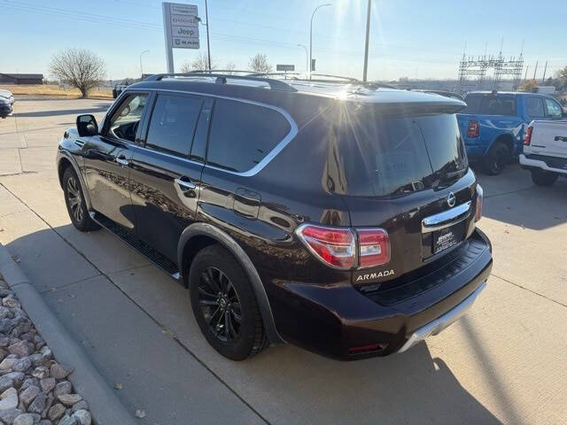 2017 Nissan Armada Platinum