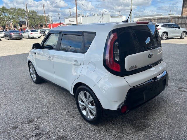 2016 Kia Soul +