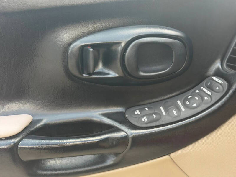 2004 Chevrolet Corvette