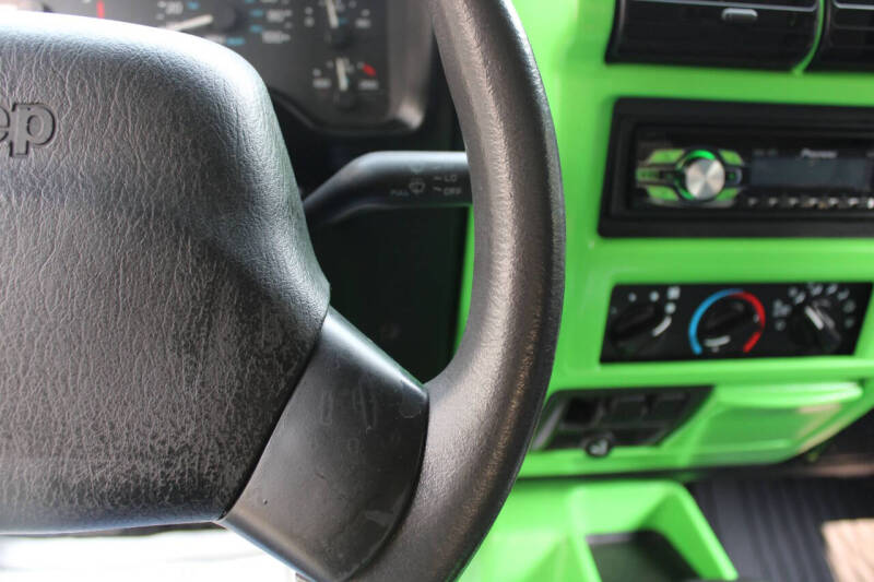 1999 Jeep Wrangler SE