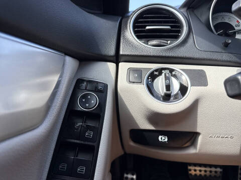 2012 Mercedes-Benz C-Class C 250 Luxury