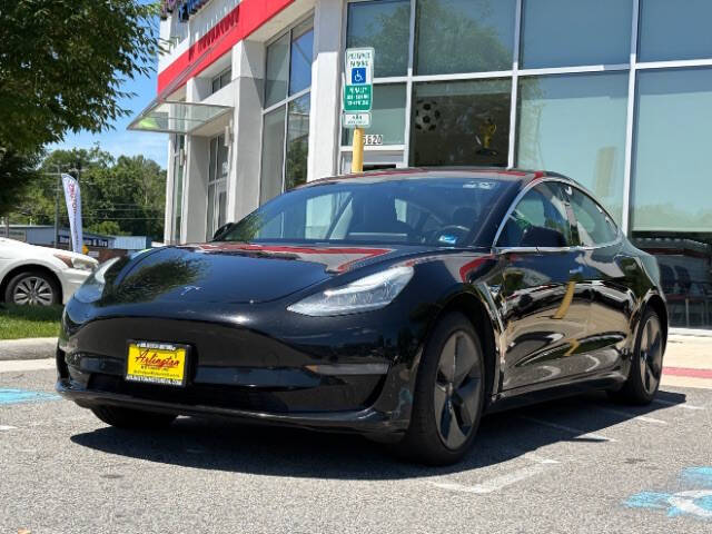 2019 Tesla Model 3 Rear-Wheel Drive Mid Range's photo