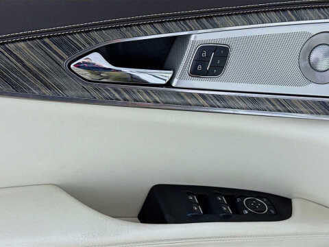 2019 Lincoln Nautilus Black Label