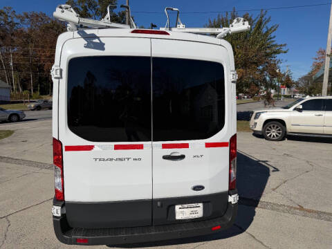 2017 Ford Transit 150 XLT