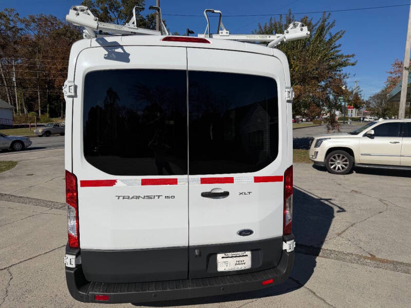 2017 Ford Transit 150 XLT