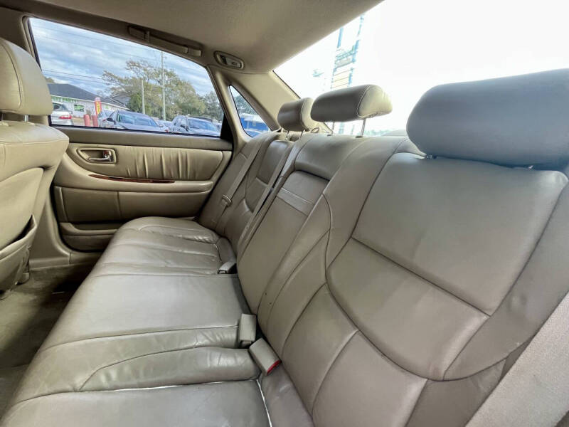 2004 Toyota Avalon XLS