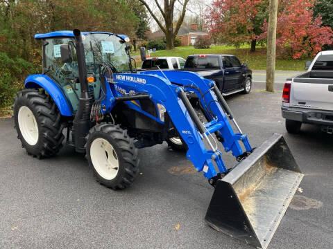 2017 New Holland T4.90