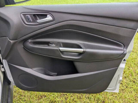 2015 Ford C-MAX Hybrid SE