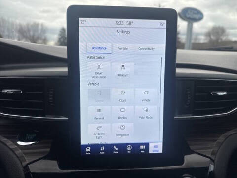 2023 Ford Explorer Hybrid Limited