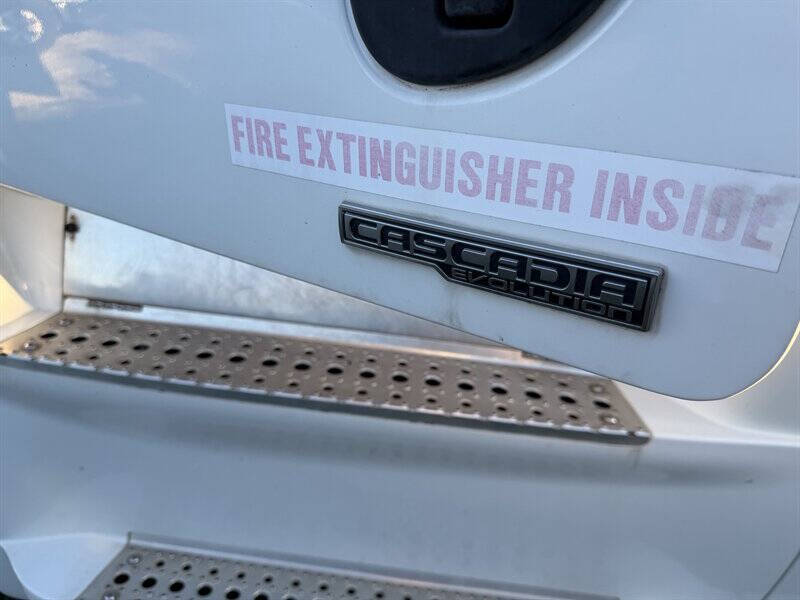 2017 Freightliner Cascadia