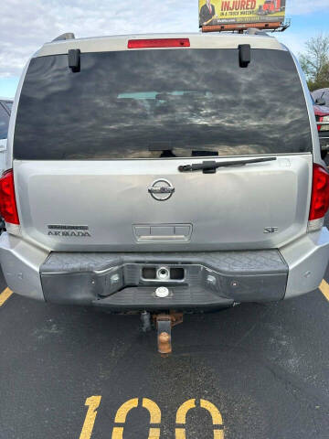 2004 Nissan Armada LE
