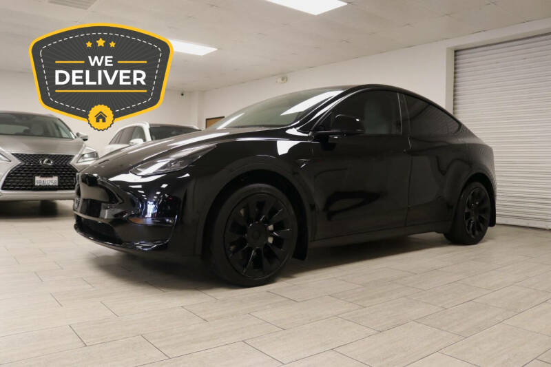 2023 Tesla Model Y Long Range