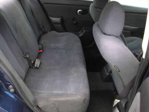 2009 Nissan Versa 1.6 Base