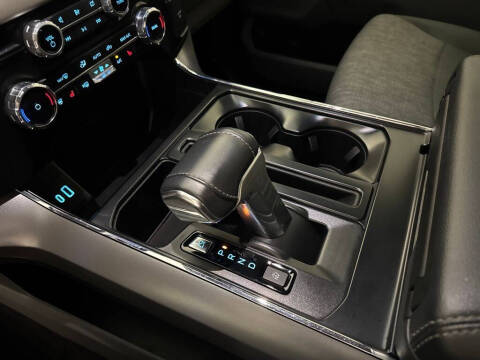 2023 Ford F-150 Lightning XLT