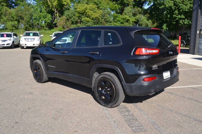 2015 Jeep Cherokee Sport