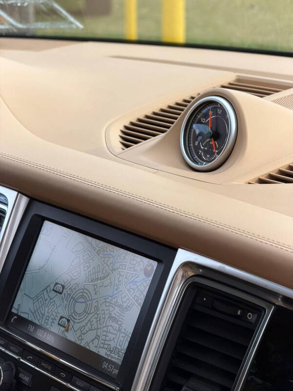 2015 Porsche Macan S
