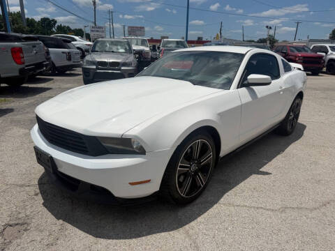 2011 Ford Mustang V6