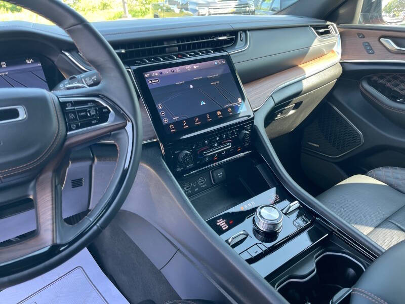 2024 Jeep Grand Cherokee Summit