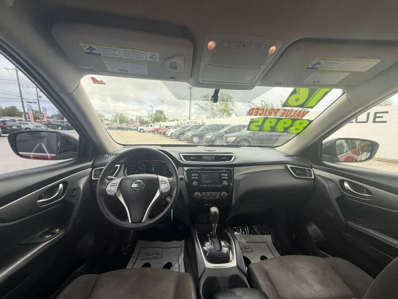 2016 Nissan Rogue
