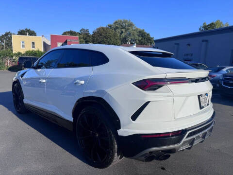 2019 Lamborghini Urus