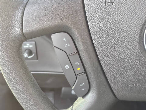 2025 Chevrolet Express 2500