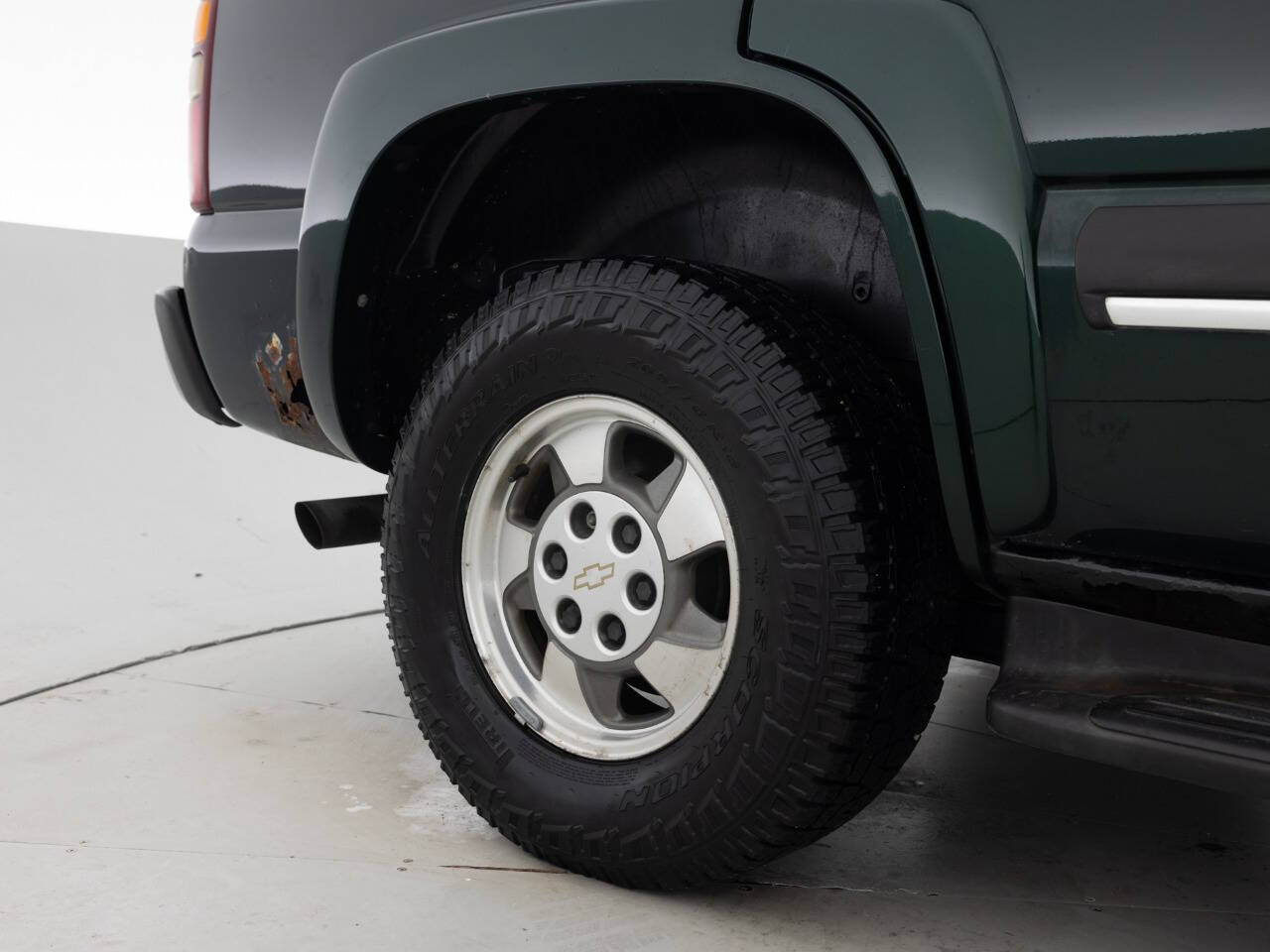 Used Car 2003 Chevrolet Tahoe  Ls 4wd 4dr Suv For Sale Under $10,000 In Coal City, Illinois