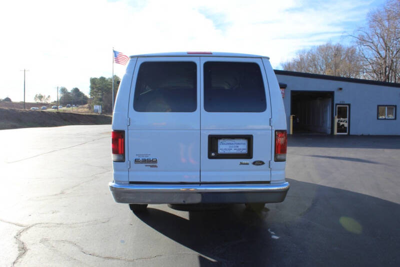 2013 Ford E-Series E-350 SD XLT