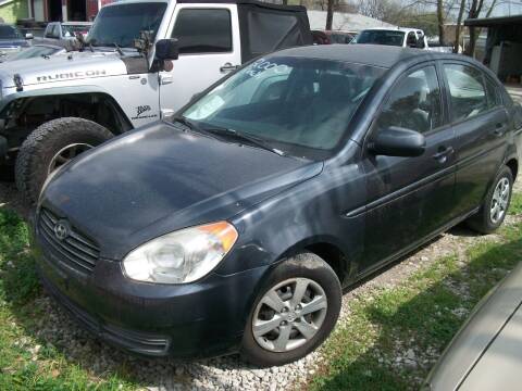 2010 Hyundai Accent for sale at THOM'S MOTORS in Houston TX