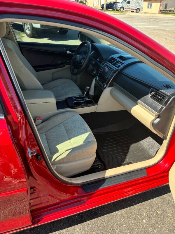 2012 Toyota Camry LE
