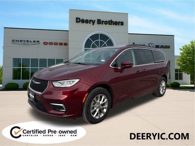 2022 Chrysler Pacifica Touring L