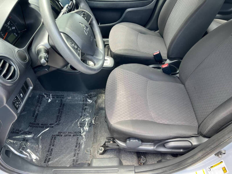 2020 Mitsubishi Mirage ES