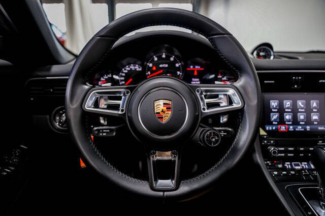 2018 Porsche 911 Targa 4 GTS