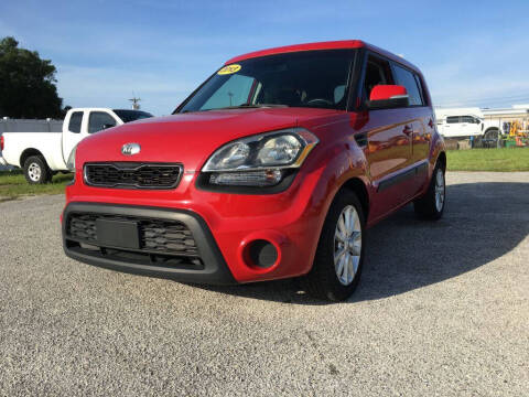 2013 Kia Soul +