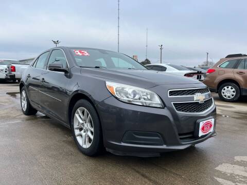 2013 Chevrolet Malibu for sale at UNITED AUTO INC in South Sioux City NE