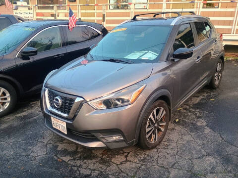 2018 Nissan Kicks SR