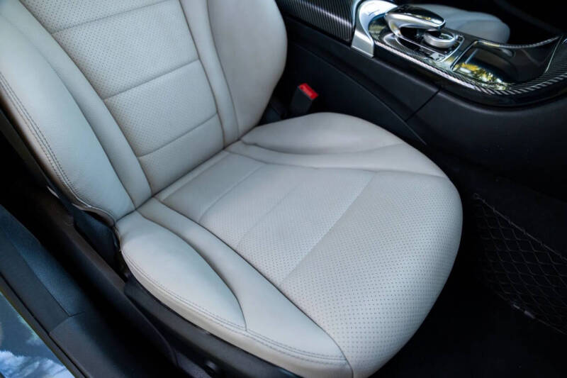 2015 Mercedes-Benz C-Class C 300