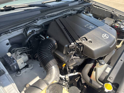 2006 Toyota Tacoma PreRunner V6